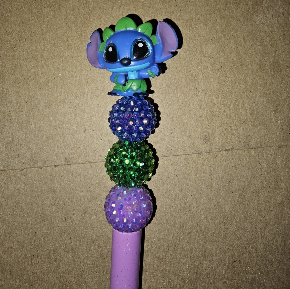Beaded 3D character pens